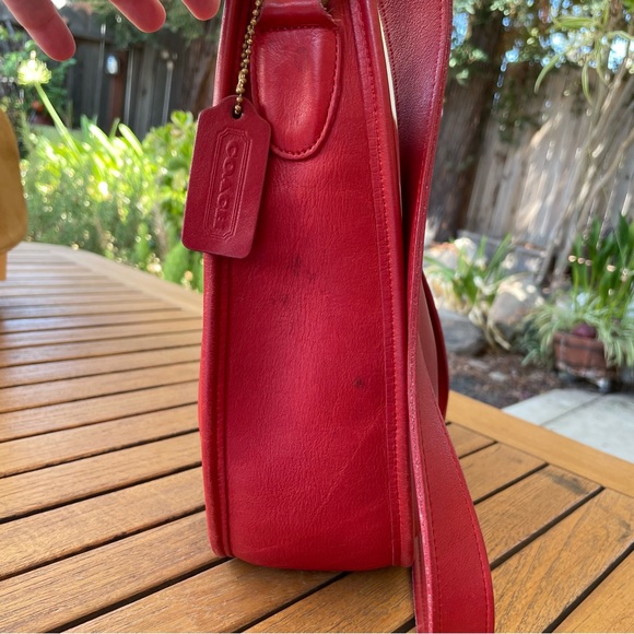 Vintage Red Coach Beckett, #9920, made in the USA, pre-1994 - Picture 3 of 14